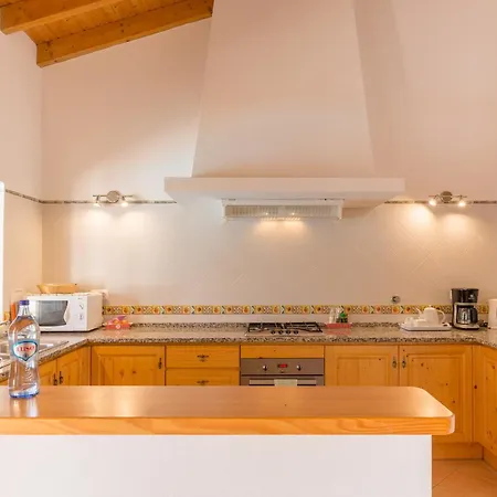 Fantastica Villa *
